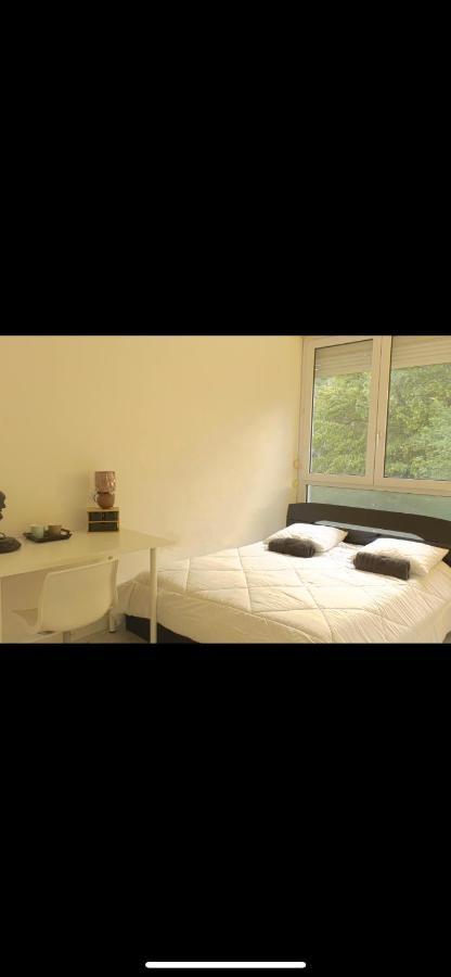 Se: 13A Rue Des Touleuses Pourpre Bed and Breakfast Cergy Exterior foto